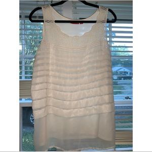 Elle shimmering tank top with crochet detail